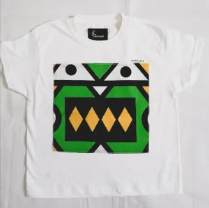 Kids T-shirt in White with green Samakaka